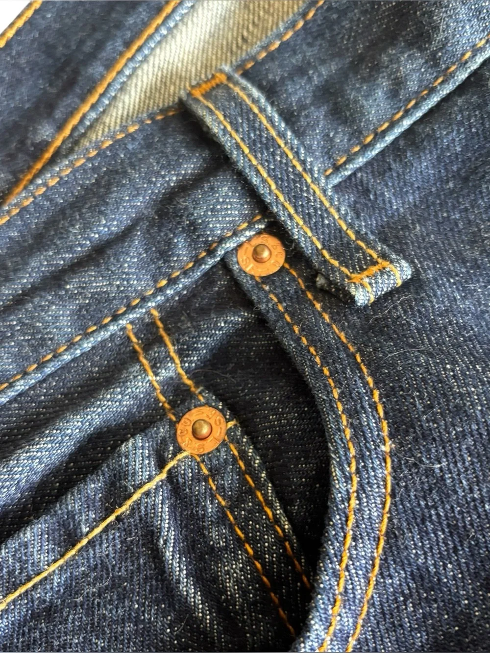 Vintage 501 Levi’s  Y2K era 🇲🇽 made in Mexico  34x32